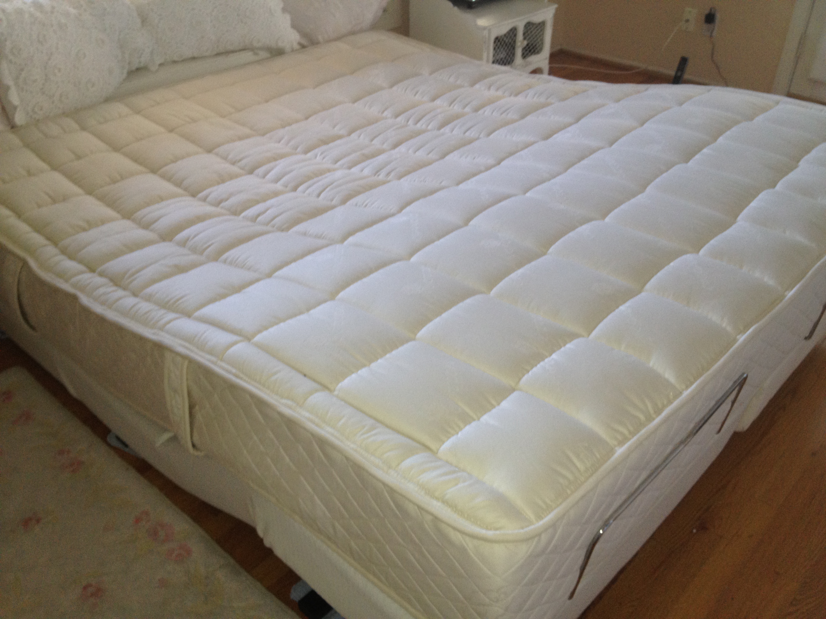 califronia king adjustable bed