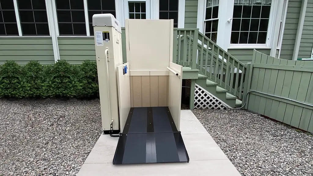 renting stairchair acorn stairlift dealer rent outdoor chairlift 